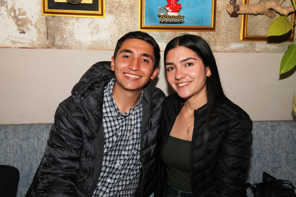 Foto | Argemiro Idárraga | LA PATRIA Daniel Cardona Gómez y María Camila Sánchez Muñoz festejaron un aniversario más de novios con una cena en el restaurante El Efecto Barbacoa.