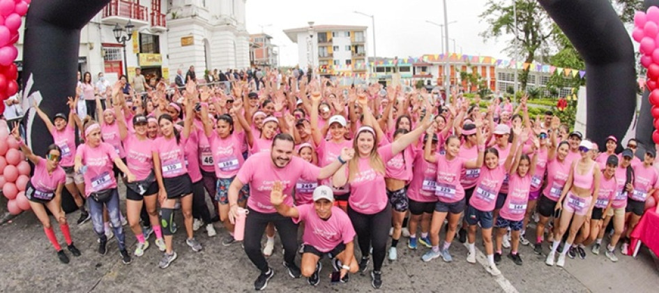 Jhon Jairo Castaño Flórez, alcalde de Neira, y Daniela Nieto Jaramillo, gestora social, encabezaron esta carrera que celebró la vida y la solidaridad de las participantes.