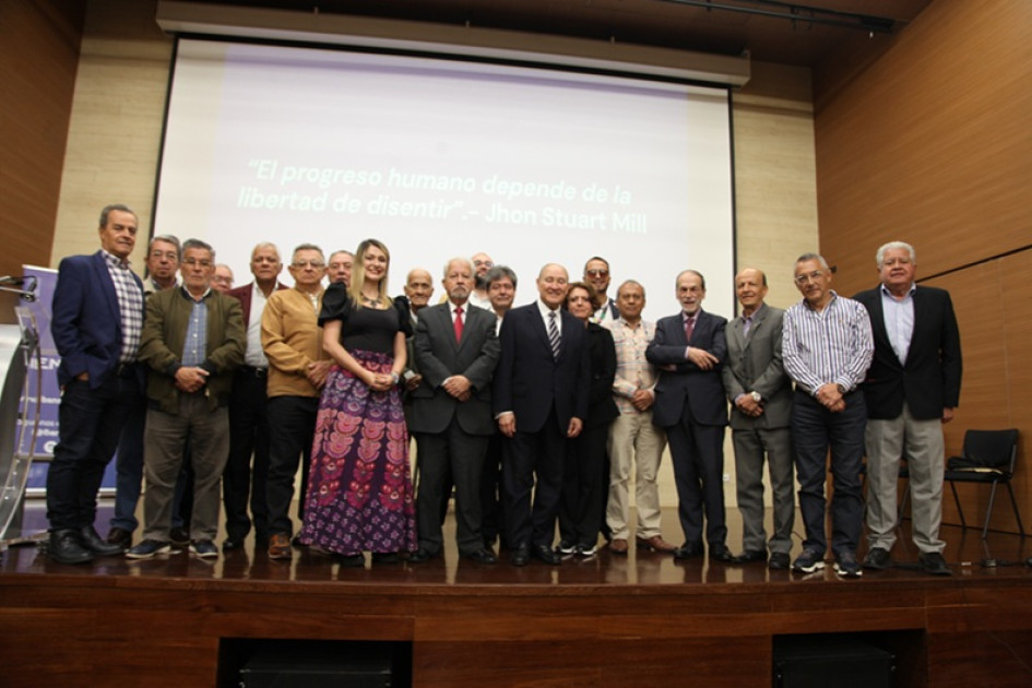 Fotos | Argemiro Idárraga | LA PATRIA Grupo de periodistas.