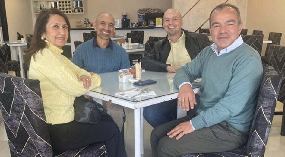 Martha Liliana Marín Cano, rectora de la UCM; Jhon Jairo Ángel Hernández, auditor interno de la UCM; Cristian Camilo Gutiérrez Restrepo, director de Aseguramiento de la Calidad de la UCM; y Juan Carlos Rave Ramírez, auditor de Icontec.