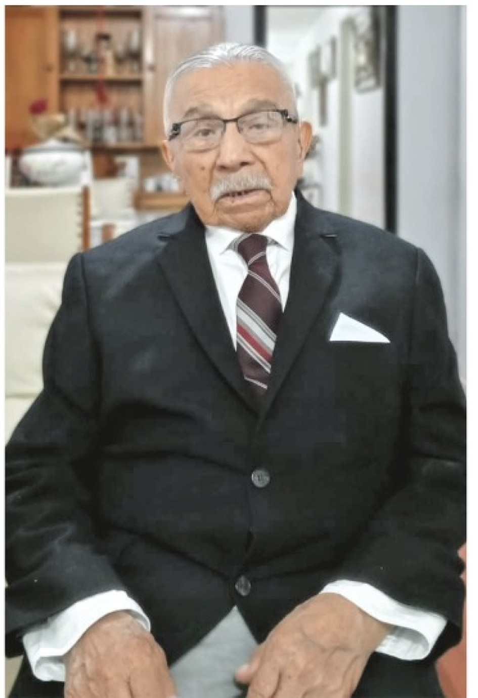 El señor EVELIO ORTEGA CÁRDENAS celebra hoy sus 95 años de vida en compañía de su familia y amigos, con una eucaristía ofrecida en su honor en la Parroquia Santísima Trinidad a las 6 p.m. Luego se hará una recepción en el Restaurante Asados Sopa y Carbón.  Sinceros agradecimientos por su compañía.