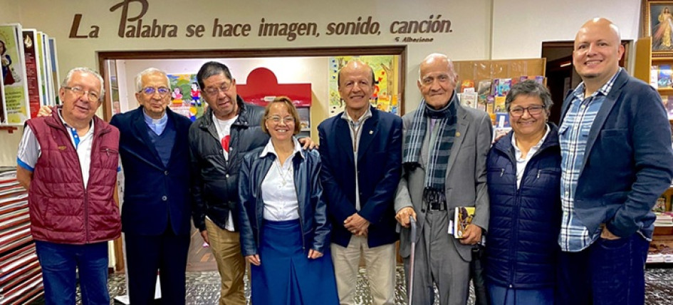 Foto | Cortesía | LA PATRIA Hugo Cuartas, Presbítero Efraín Castaño, Héctor Arango, Hermana Sandra Restrepo, Duván Marín Martínez, Óscar Gaviria, Hermana Miriam Uribe y Alejandro Marín Pineda.