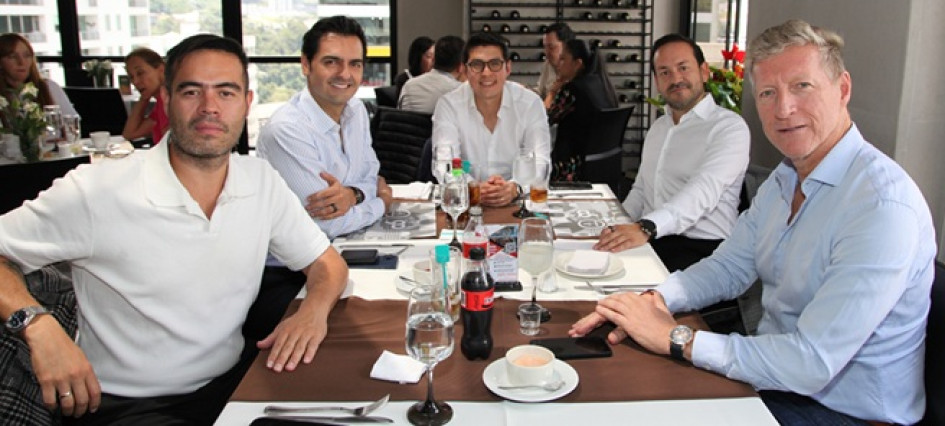 Andrés Valencia, Pablo Andrés Pérez, Julián Quiceno, Sebastián Vargas y Uriel Sepúlveda.