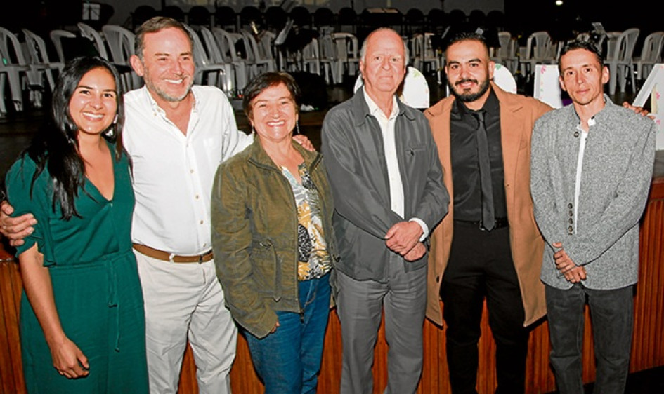 María Alejandra González, Jorge Alberto Jaramillo, Adela María Ceballos, Hermán Estrada, Néstor Iván López y Diego Sánchez.