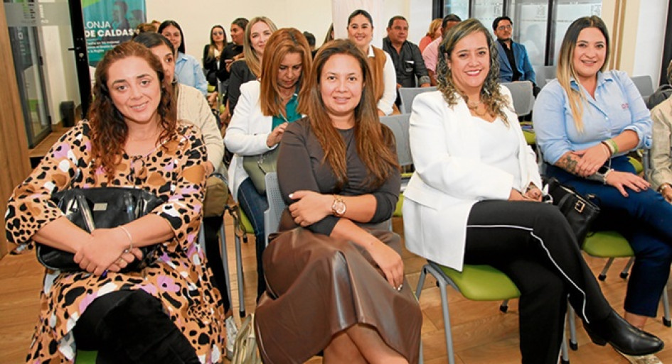 Francy García, Luisa Fernanda Hincapié, María Angélica Castaño y Ángela María Duque.