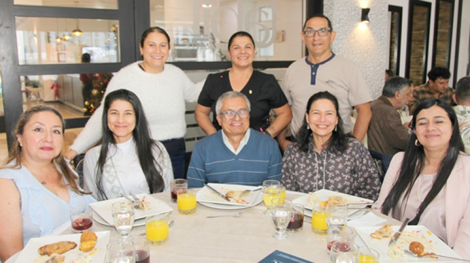 Sandra Franco, Liliana Orozco, Diego Arango, Yaneth Milena Correa, Diana Ocampo, Carolina Gallego, Luz Ángela Correa y Julián Peláez.