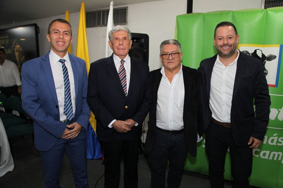 Alexánder León, Gustavo Moreno Jaramillo, Fabio Aristizábal Gómez y Andrés Duque Osorio.