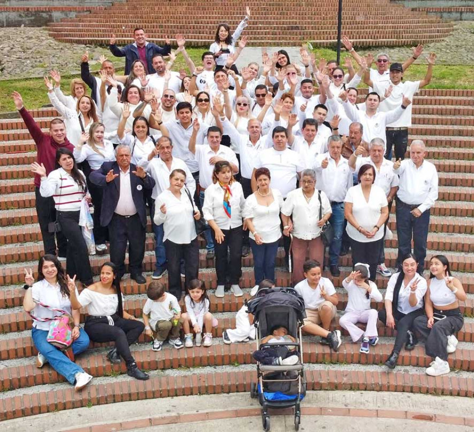 Foto | Henry Giraldo | LA PATRIA 64 miembros de la familia Jiménez Herrera se reunieron en Manzanares (Caldas). Aunque la mayoría nacieron en Marulanda (Caldas), vivieron gran parte de su vida en la ciudad cordial. Los 17 hermanos aún están vivos.