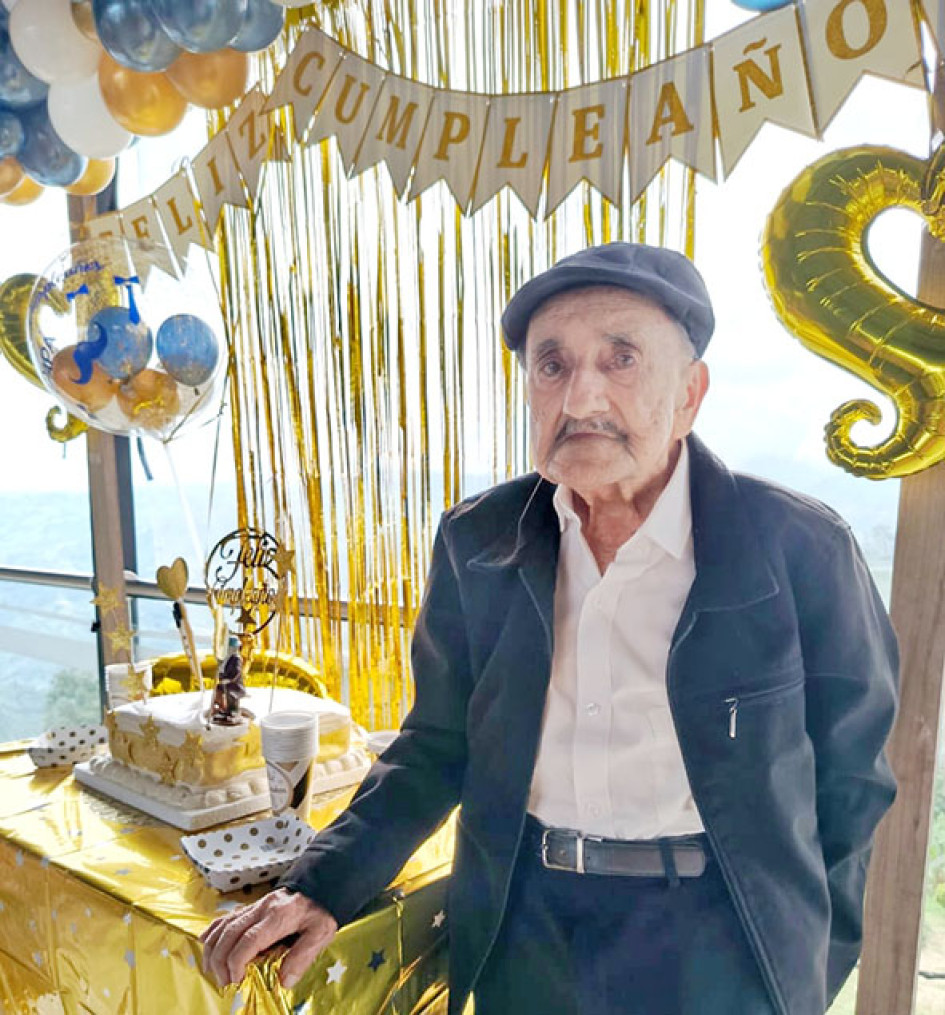 Fotos | Cortesía | LA PATRIA Héctor Galeano Giraldo celebró sus 100 años.
