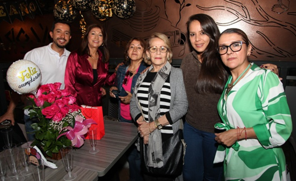 Foto | Argemiro Idárraga | LA PATRIA Jorge Valencia, Gloria Inés Betancourt Cardona, Margarita Reinosa, Gloria Gómez, Daniela Castaño y Anita Muñoz.