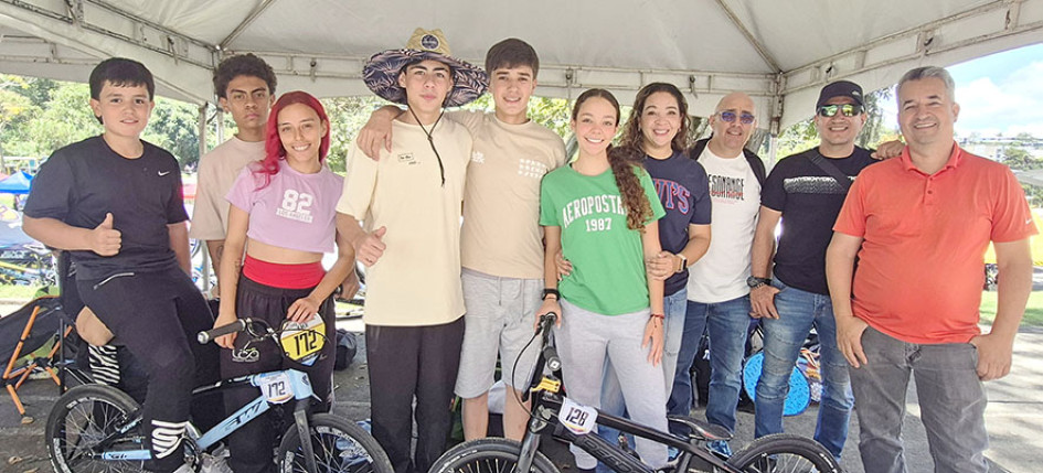 Fotos | Freddy Arango | LA PATRIA Mateo Giraldo López, Manuel Pérez, Sharon García, Emiliano Estrada, Nicolás Guzmán, Juanita Calle, Isabel Bonfante, Andrés Estrada, José Giraldo y John Guzmán de la delegación de Antioquia.
