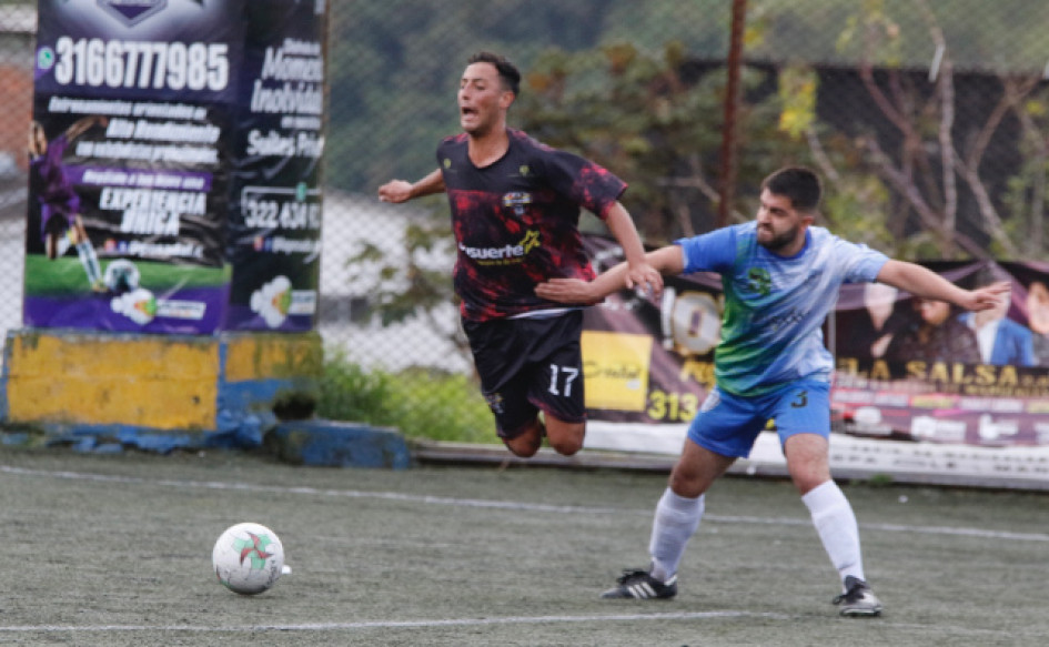 Cantera Caldense goleó 3-0 Formadores Materiales Caldas Conexión y le complicó su permanencia en la competencia.