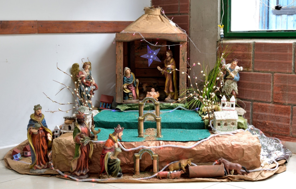 Pesebre en el Hogar Nuestra Señora de las Mercedes, de Salamina.