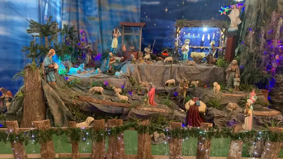 En el templo Santa Bárbara, de Anserma, se luce el pesebre.