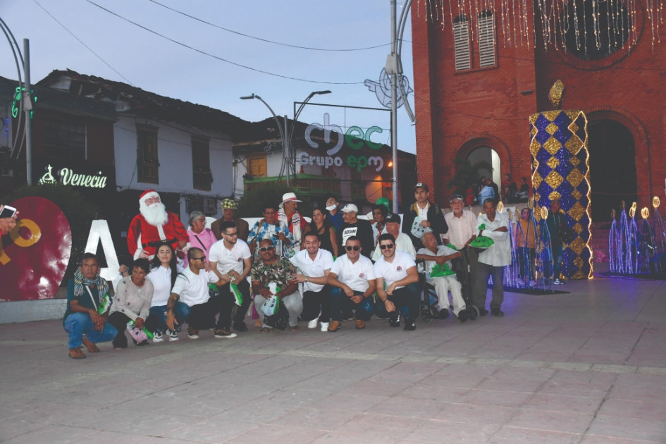 Grupo Solidaridad, que hace posible cada año la Navidad para habitantes de la calle de Anserma y para otras personas vulnerables.