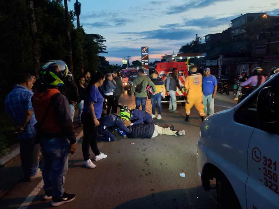 Un motociclista huyó tras chocar con otro en la Troncal de Occidente.