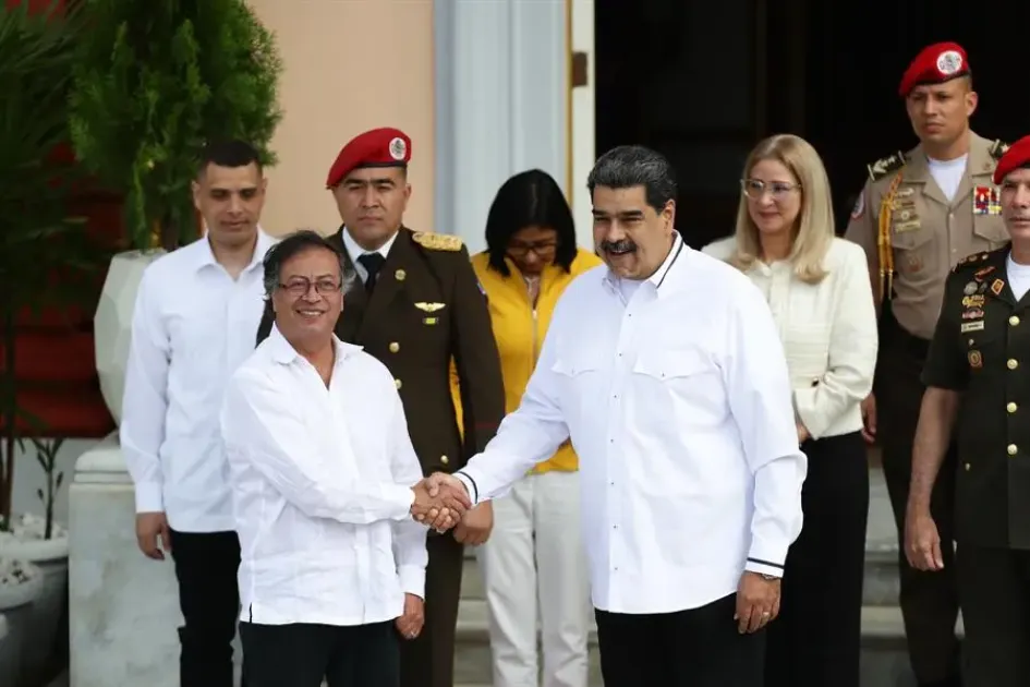 Gustavo Petro y Nicolás Maduro.