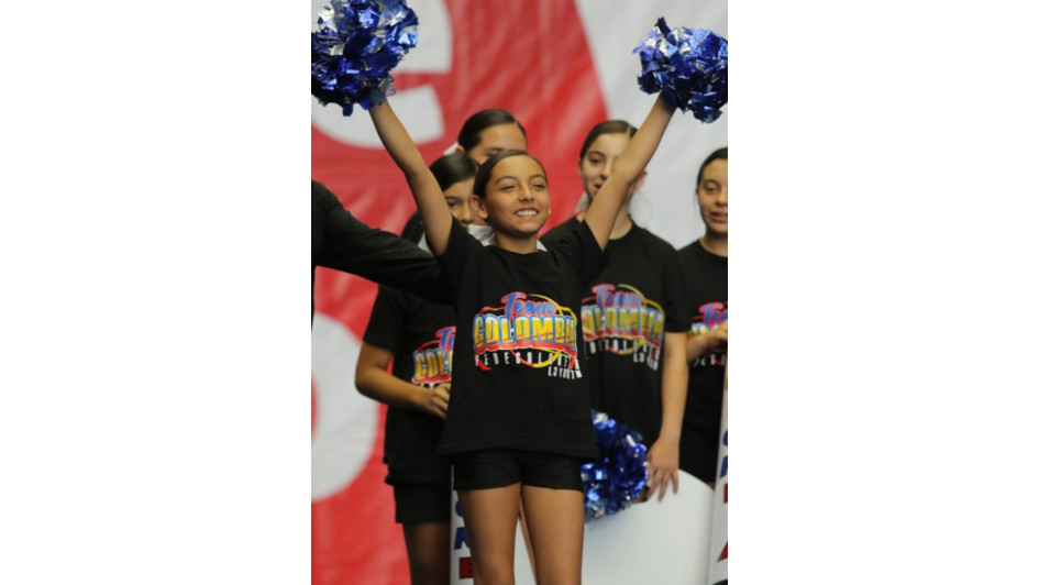 María Paz Díaz, la porrista manizaleña que busca el apoyo para ir al Mundial de las Naciones en Estados Unidos.