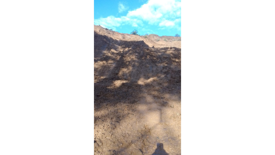 Parte del gran deslizamiento en la vereda Monterredondo (Belalcázar), que tiene aislada a la comunidad.