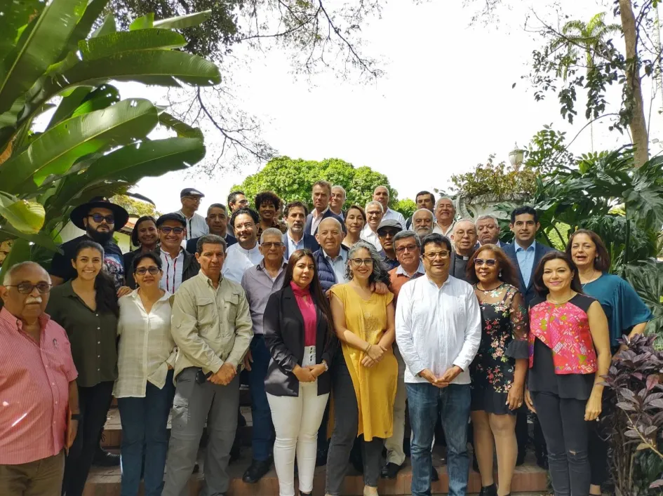 Gobierno y Eln valoran de manera positiva la reunión extraordinaria en Caracas