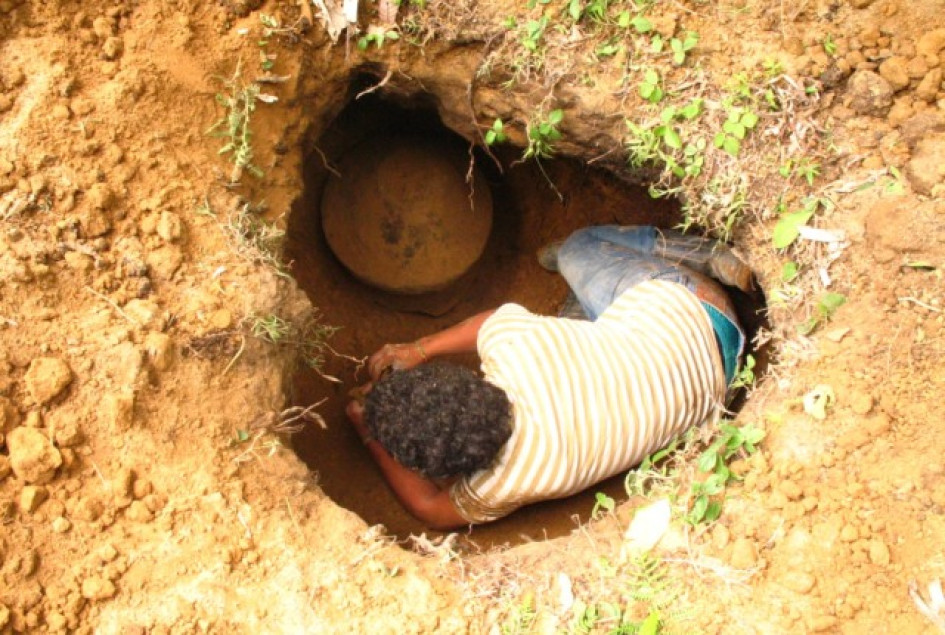 Fotos|Albeiro Rudas|LA PATRIADe las tumbas indígenas en nuestra región son extraídas principalmente piezas de barro.