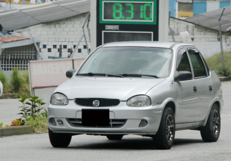 Conductor: cumpla las normas de tránsito y cuide su vida