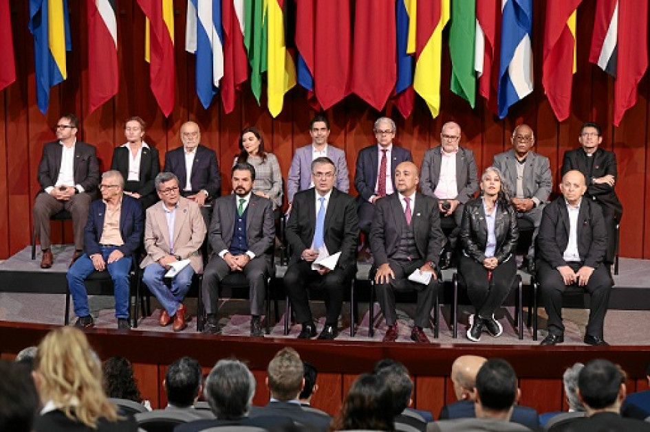 Los integrantes del segundo ciclo de negociaciones de la Mesa de Diálogos de Paz entre el Gobierno de Colombia y el Eln ya dialogan en Ciudad de México (México).