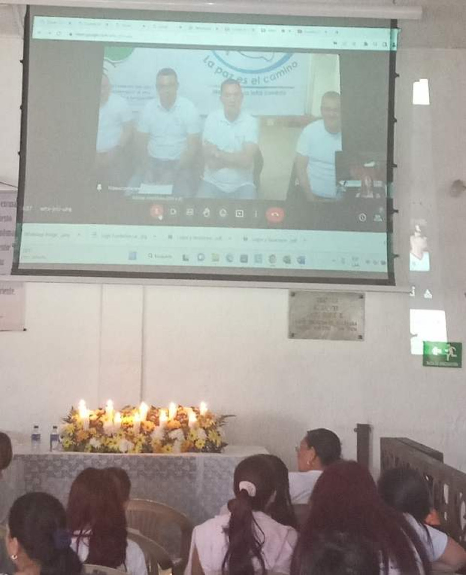 Alias Jhónatan, excomandante del Cacique Pipintá, se conectó desde la cárcel de Cómbita.