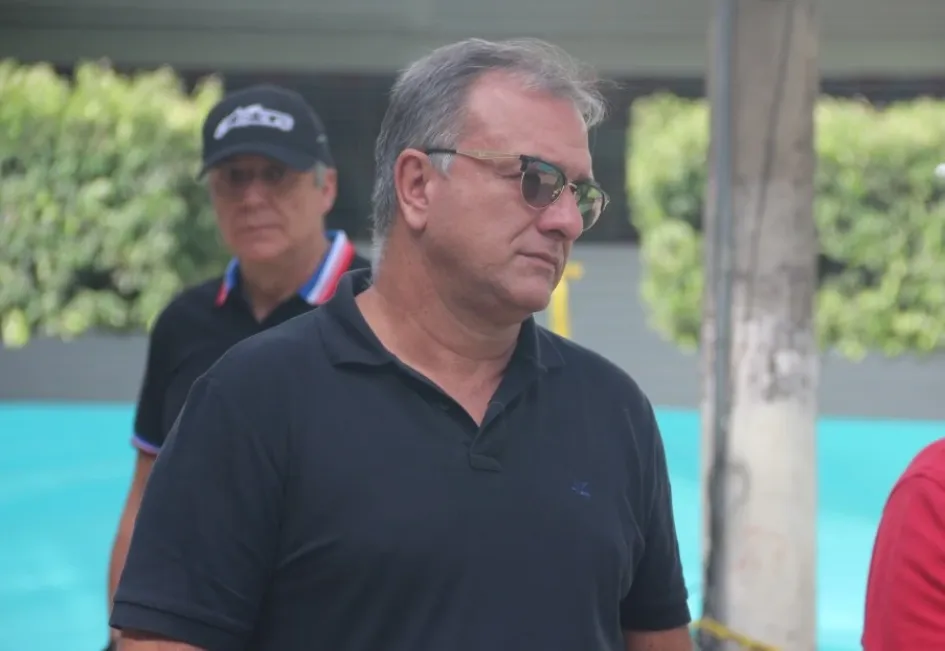 Cesar Arturo Alzate Montes.