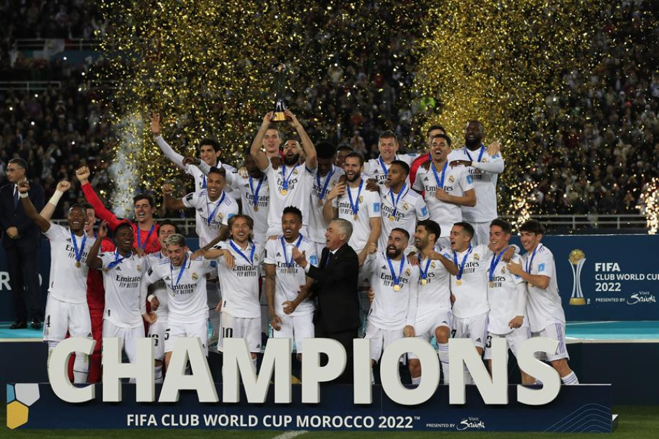 El conjunto blanco había ganado tres Copas Intercontinentales (este torneo se disputó hasta el 2004). Ahora logró su quinto Mundial de Clubes.