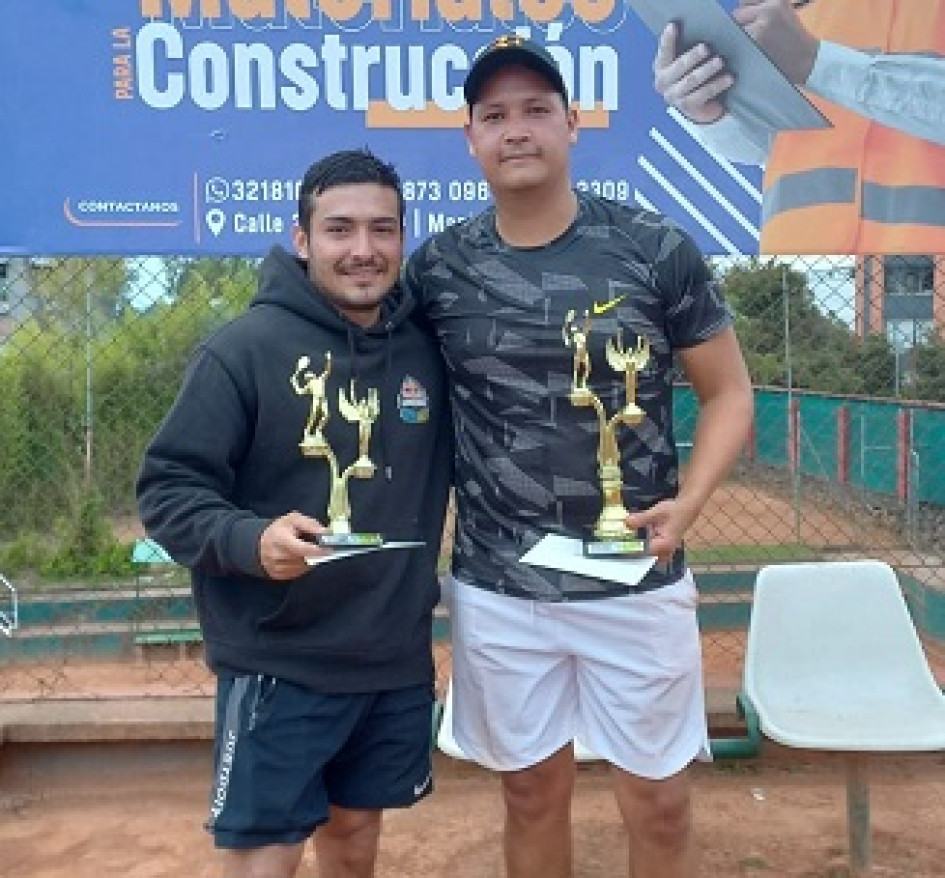 Ahora es tenista Foto | Cortesía | LA PATRIA