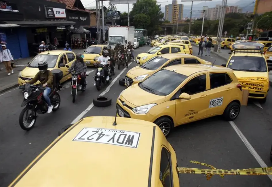 Protesta de taxistas en Medellín. 