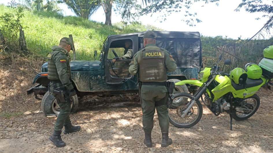 La Policía recuperó el vehículo hurtado en la vía a Mariquita.
