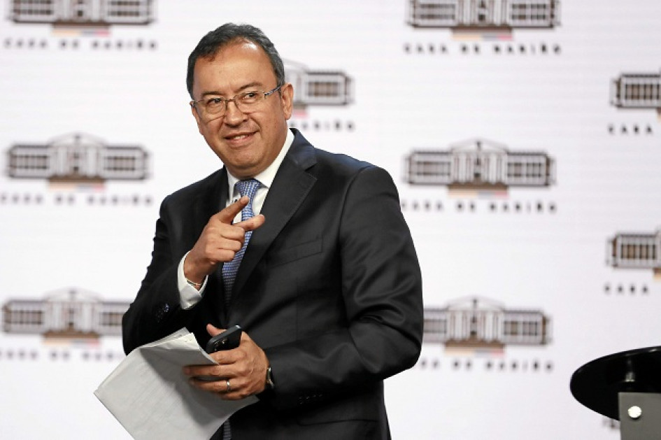 La Procuraduría anunció ayer una indagación preliminar en contra del ministro del Interior, Alfonso Prada, quien calificó como “cerco humanitario” la retención ilegal de los policías por parte de los manifestantes en Caquetá.