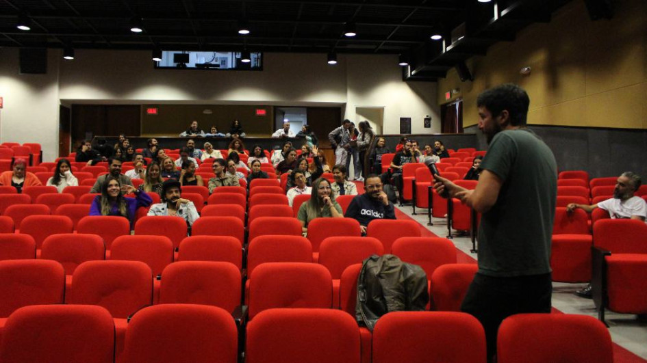 La película tuvo un presupuesto de aproximadamente $400 millones, a través de fondos de apoyo cinematográfico, becas y presupuesto propio por medio de la productora Gentil Cine. “Fue un esfuerzo comunitario, pero se hizo posible”, puntualizó el director.