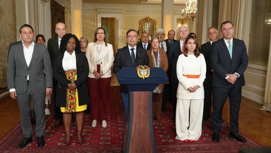 Presidente, Gustavo Petro, y su gabinete.