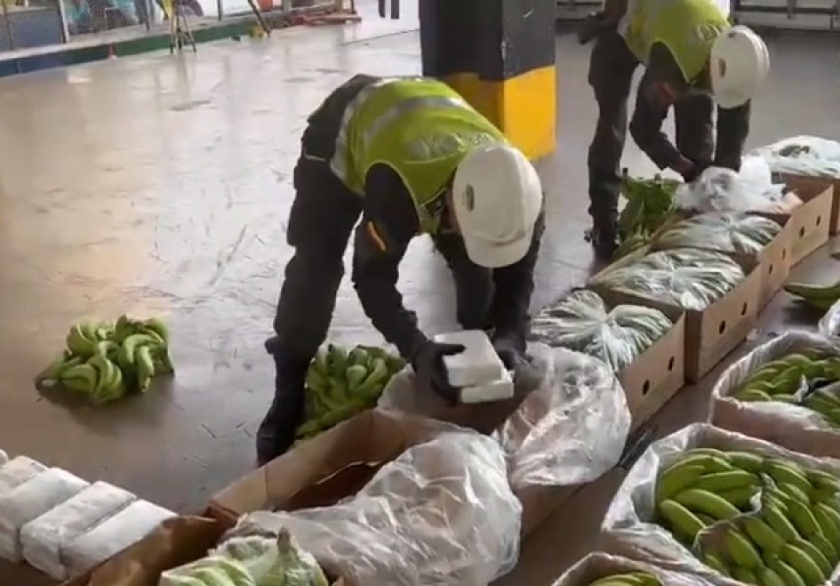 Incautan media tonelada de cocaína en dos puertos del Caribe