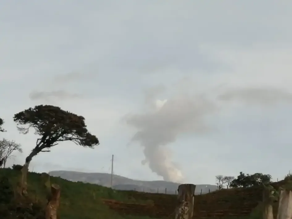 El volcán Nevado del Ruiz este domingo, 23 de abril, visto desde Murillo, Tolima. 