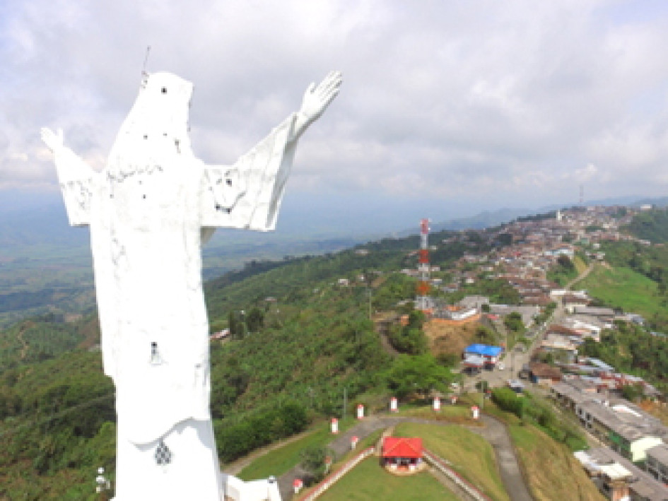 15 alumnos, con alteraciones por jugar con tabla ouija