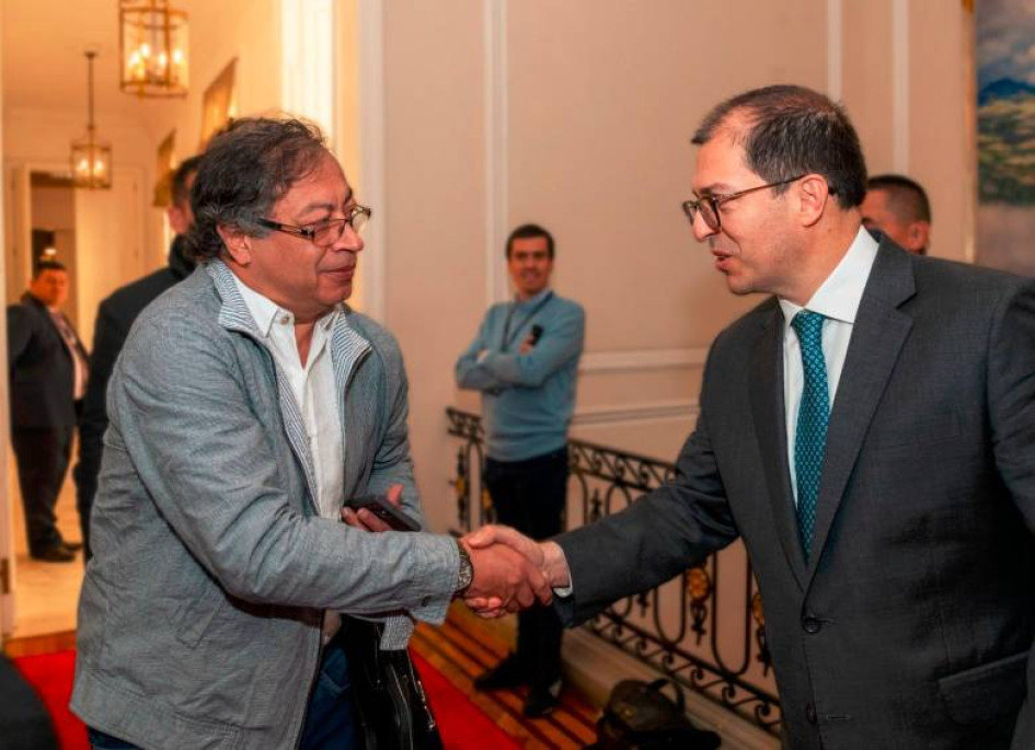 La de este lunes de Pascua fue la tercera reunión del 2023 entre Gustavo Petro (izquierda) y Francisco Barbosa (derecha).