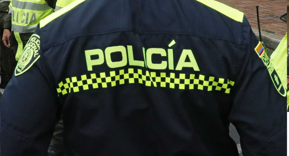 Policía