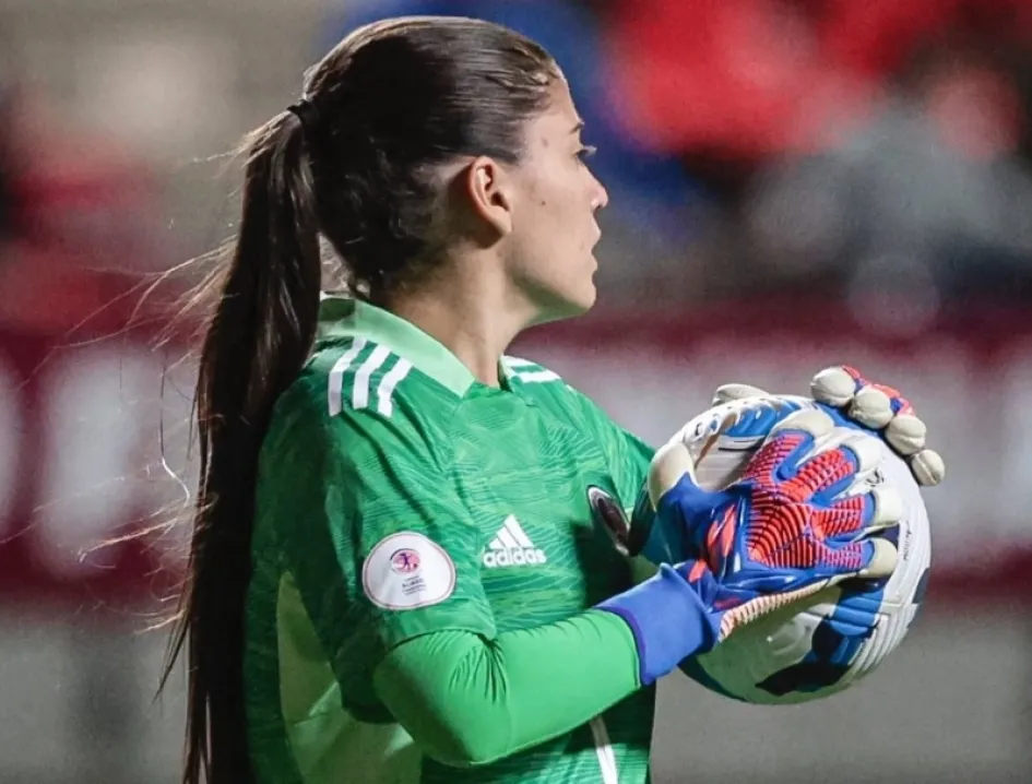 Ella es Natalia Giraldo, la pensilvanense que juega con el América de Cali. Hoy tienen el segundo juego de la final con Santa Fe.