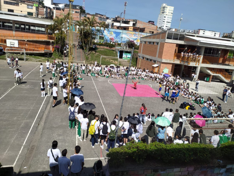 La comunidad educativa del Colegio Jaime Duque de Villamaría celebró los 30 años.