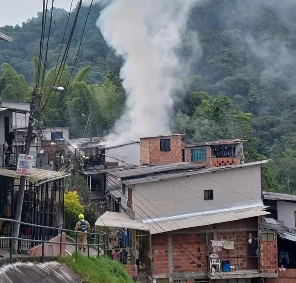 Sitio del incendio en La Carrilera (Manizales).