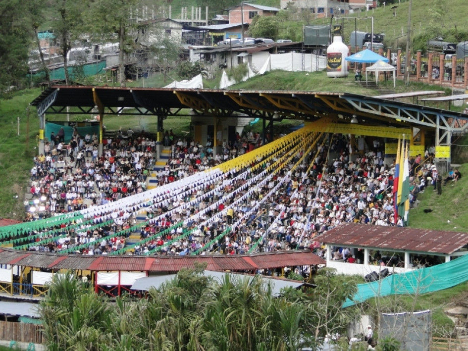 Lleno total. El coliseo de Ferias y Exposiciones Alfonso Hoyos Giraldo estuvo lleno hasta las banderas. El domingo por la noche se cumplió la Parada de Campeones, acto de clausura que llena de sentimiento y de sano orgullo a los pensilvanenses, expositores, montadores y visitantes.