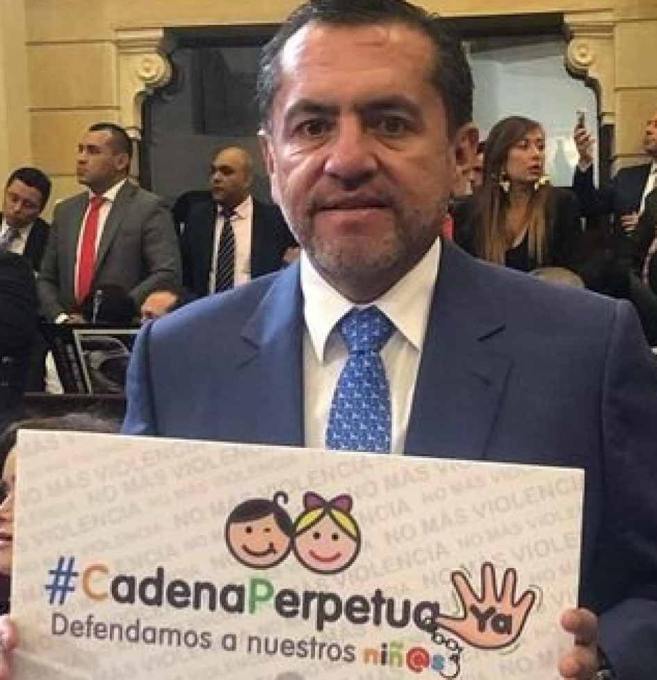 El pacoreño Mario Castaño se desempeñó como senador hasta el 7 de junio del 2022, día en el que fue capturado en el Capitolio Nacional, por lo cual no pudo posesionarse un mes después nuevamente en su curul en la cámara alta del Senado, para la cual había sido reelecto.