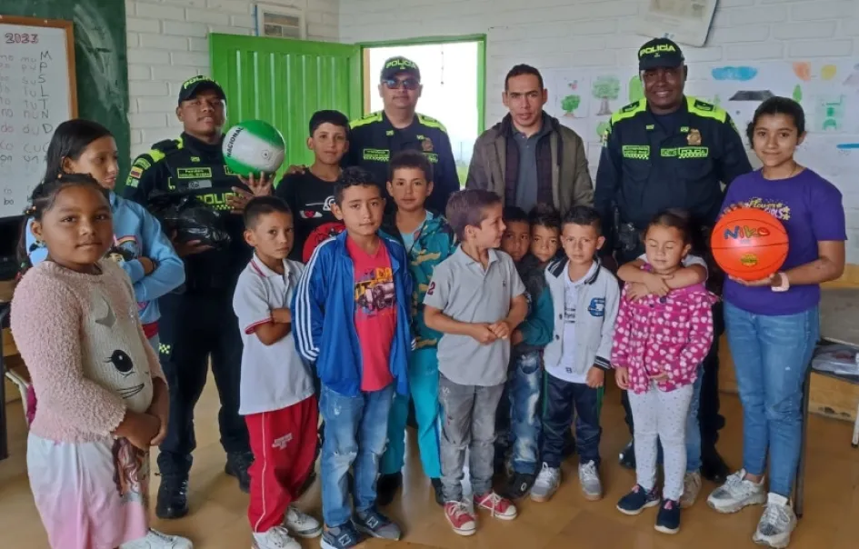 Alegría para los niños de San Francisco (Castilla), corregimiento de Pácora