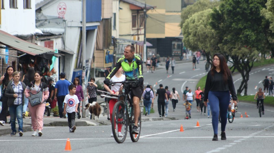 En la Santander comienza a las 8 a.m. En los barrios, a las 9 a.m. Ambas actividades terminan al mediodía.