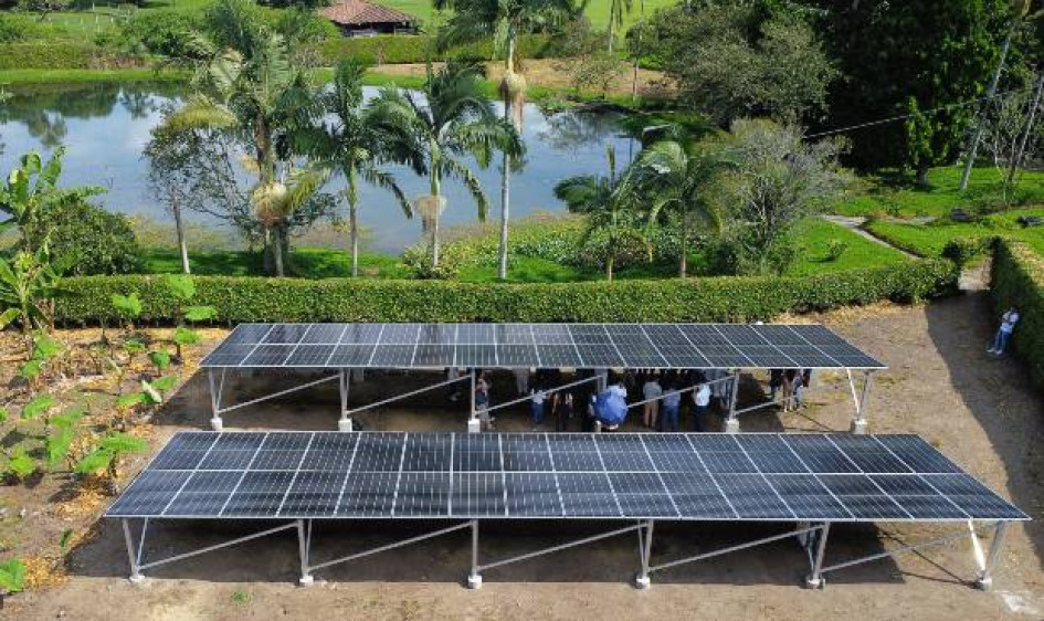 Suministro, instalación y mantenimiento del sistema solar fotovoltaico con capacidad de 97,4 KWP, modalidad EPC, para la Granja Montelindo de la Universidad de Caldas