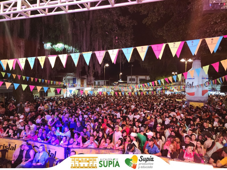 Los conciertos contaron con asistencias multitudinarias. Propios y visitantes disfrutaron de los artistas.